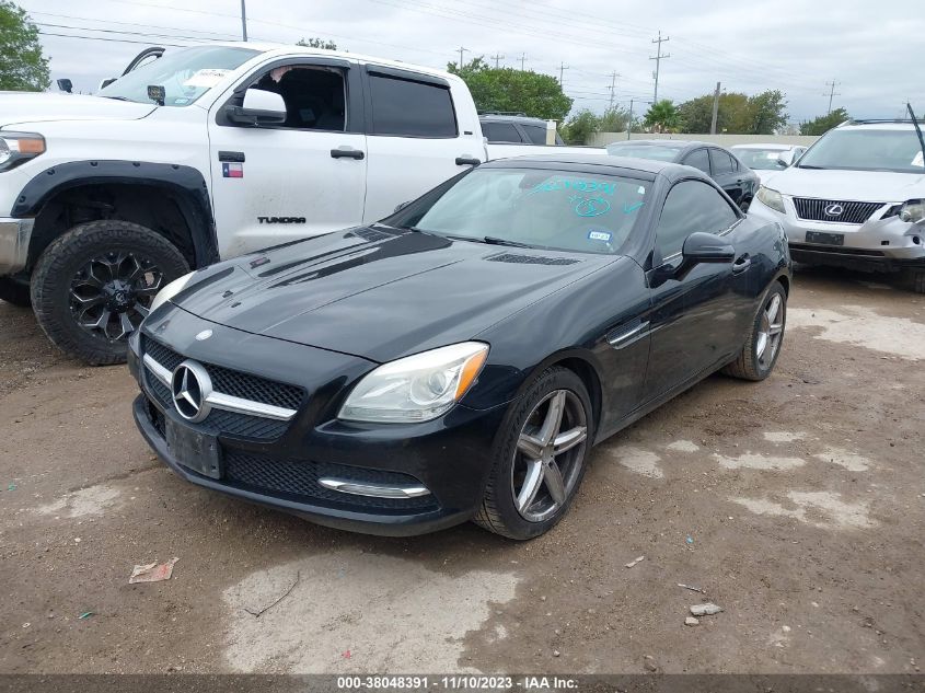 2014 MERCEDES-BENZ SLK 250 - WDDPK4HA4EF074710