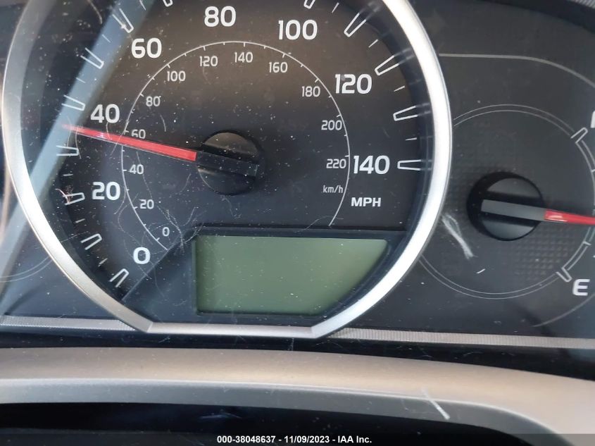 2014 TOYOTA RAV4 LE - JTMZFREV0EJ014075