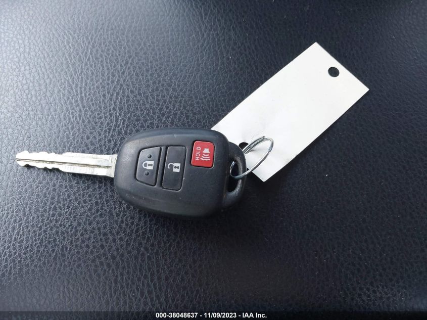 2014 TOYOTA RAV4 LE - JTMZFREV0EJ014075