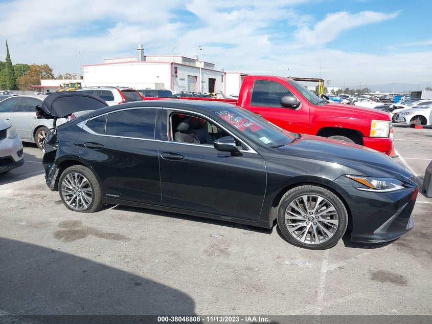 VIN 58AD21B18LU006721 2020 LEXUS ES 300H