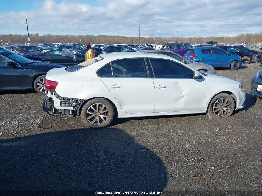 2017 VOLKSWAGEN JETTA 1.4T SE - 3VWDB7AJ9HM273892