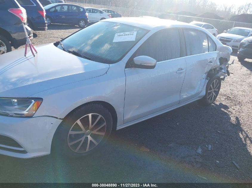 2017 VOLKSWAGEN JETTA 1.4T SE - 3VWDB7AJ9HM273892