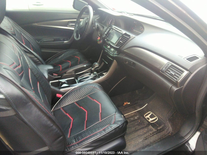 VIN 1HGCT1B86HA000332 2017 HONDA ACCORD EXL