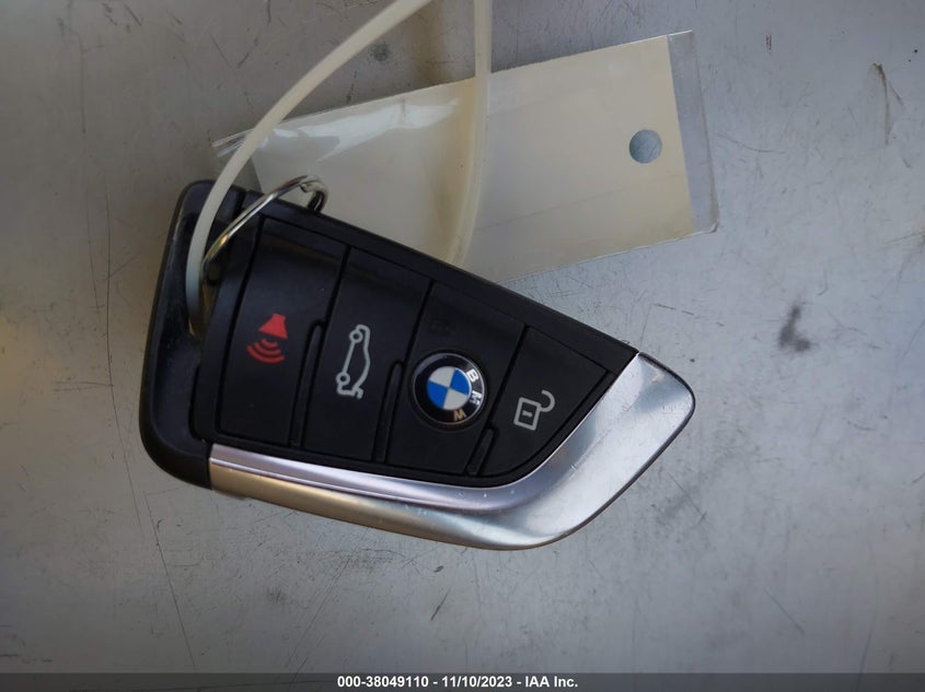 VIN WBA13AG04MCF15529 2021 BMW 530E