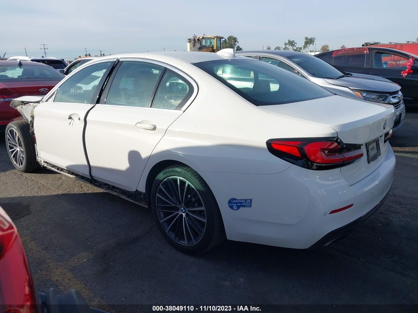 VIN WBA13AG04MCF15529 2021 BMW 530E