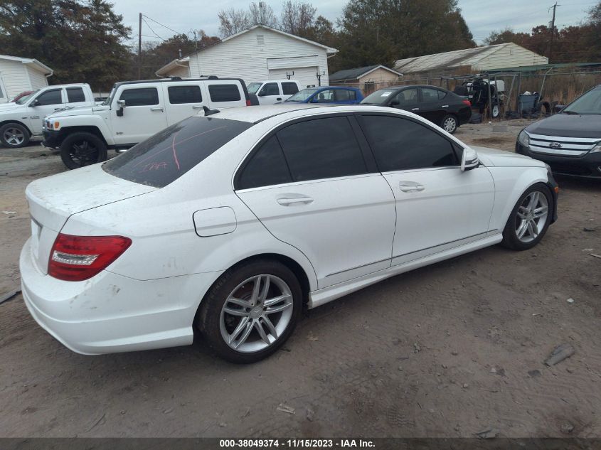 2013 MERCEDES-BENZ C 250 SPORT/LUXURY - WDDGF4HB7DR251647