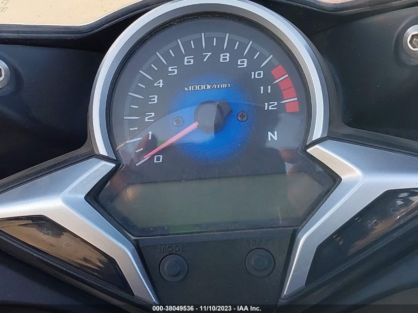2012 HONDA CBR250 R MLHMC4102C5201563