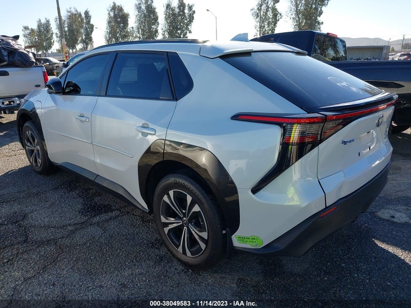 VIN JTMAAAAAXPA005547 2023 TOYOTA BZ4X XLE