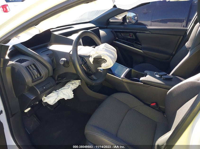 VIN JTMAAAAAXPA005547 2023 TOYOTA BZ4X XLE