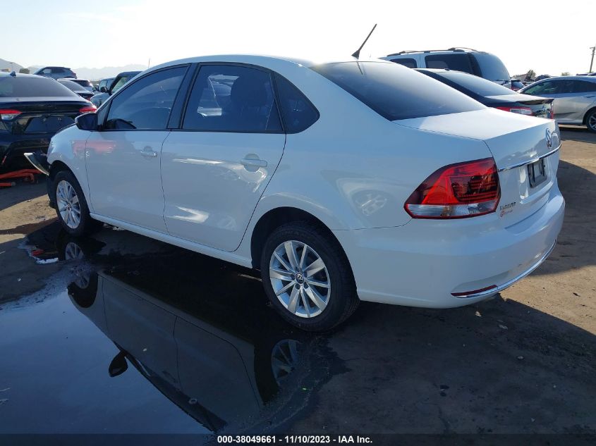 2017 VOLKSWAGEN VENTO MEX522603HT025866