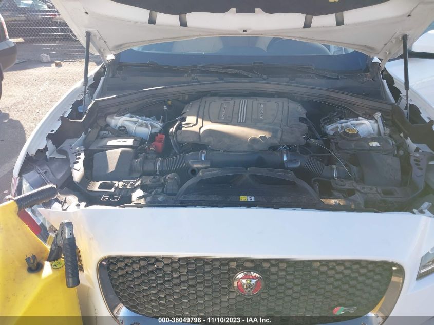 2017 JAGUAR F-PACE PREMIUM - SADCJ2BV0HA075211