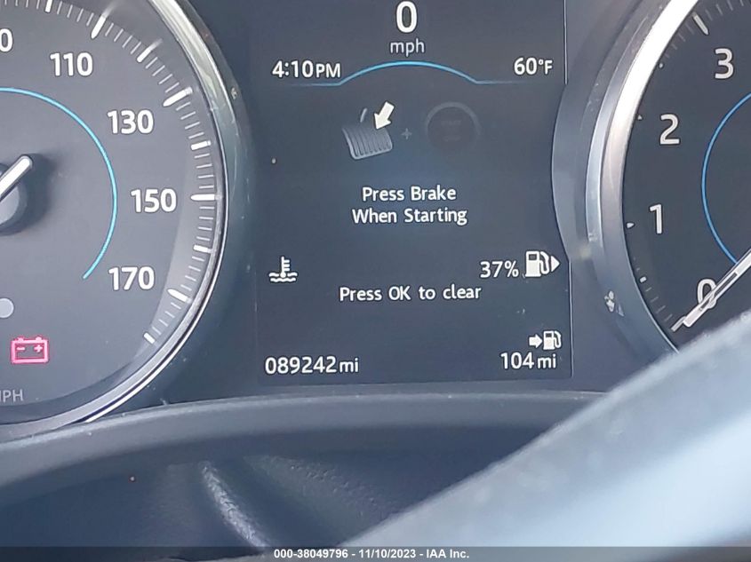 2017 JAGUAR F-PACE PREMIUM - SADCJ2BV0HA075211