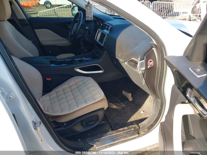2017 JAGUAR F-PACE PREMIUM - SADCJ2BV0HA075211