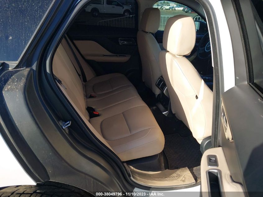 2017 JAGUAR F-PACE PREMIUM - SADCJ2BV0HA075211