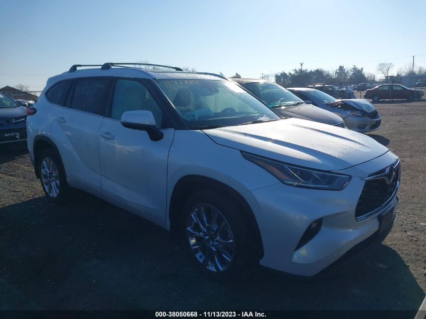 2022 TOYOTA HIGHLANDER LIMITED/PLATINUM - 5TDDZRBH7NS256882