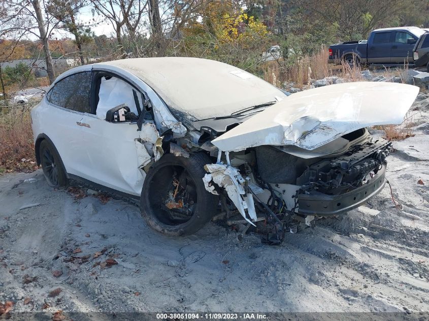 2018 TESLA MODEL X 100D/75D/P100D - 5YJXCBE27JF114611