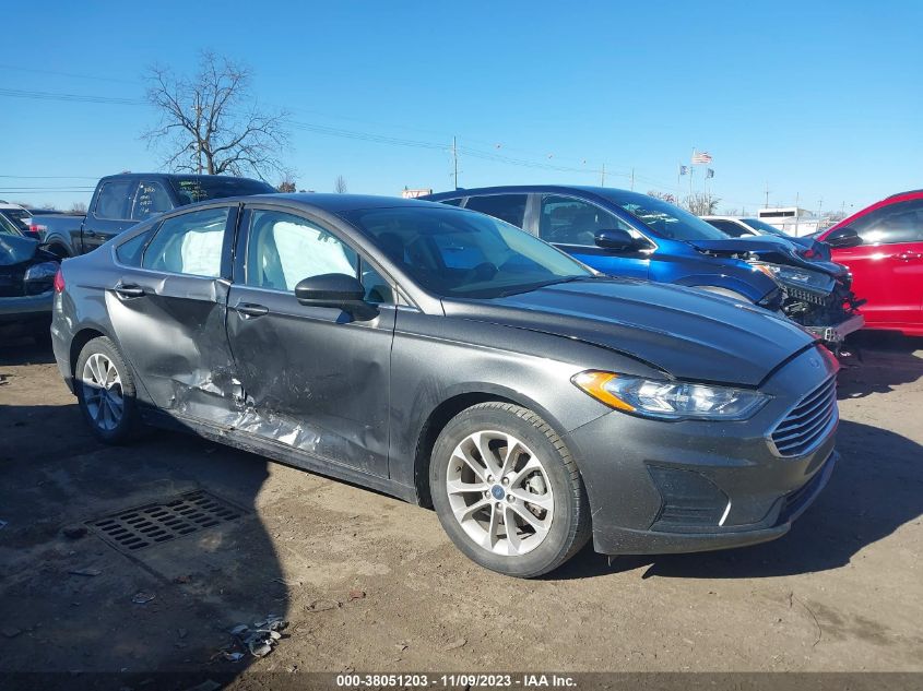 3FA6P0HD2LR109339 Ford Fusion SE 13