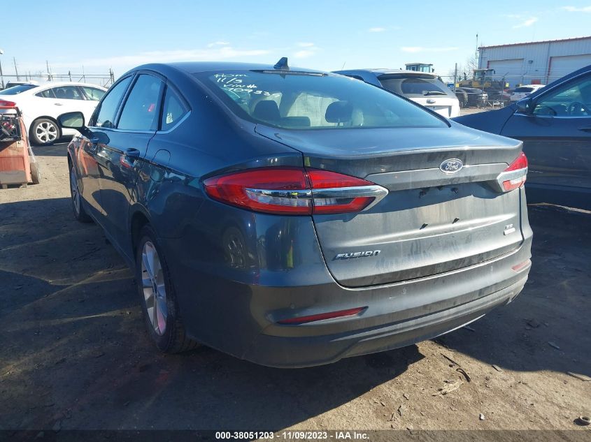 3FA6P0HD2LR109339 Ford Fusion SE 3