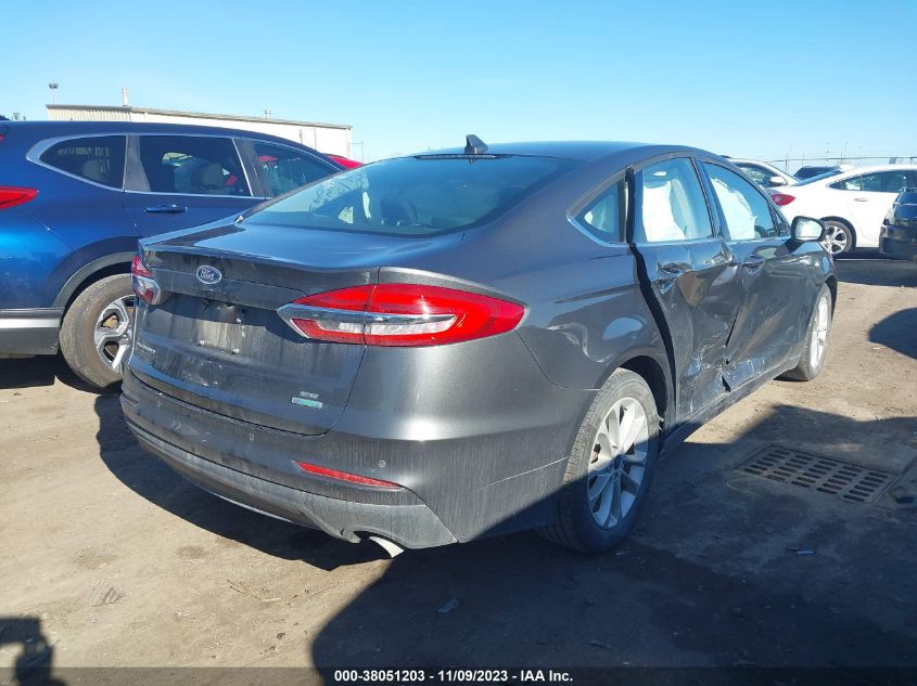 3FA6P0HD2LR109339 Ford Fusion SE 4