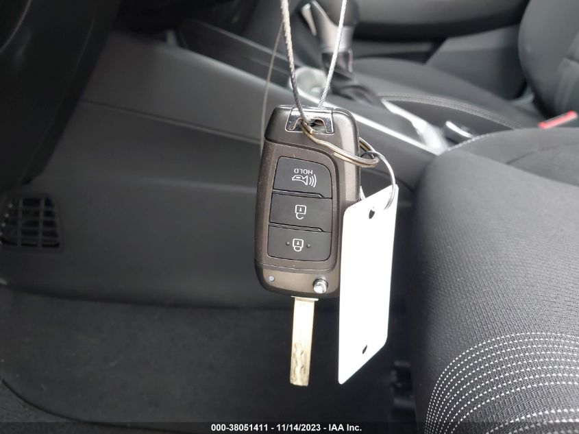 2023 HYUNDAI VENUE SEL - KMHRC8A31PU251369