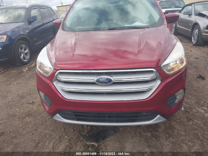 2018 FORD ESCAPE SE - 1FMCU9GD1JUB25156