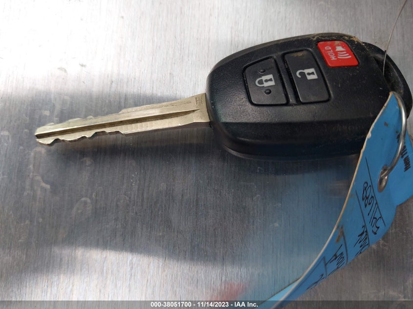 VIN 2T3ZFREV5HW373072 2017 TOYOTA RAV4 LE