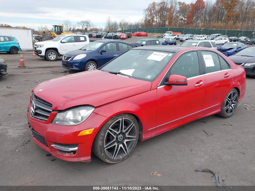 2013 MERCEDES-BENZ C 250 SPORT/LUXURY WDDGF4HB6DA861344