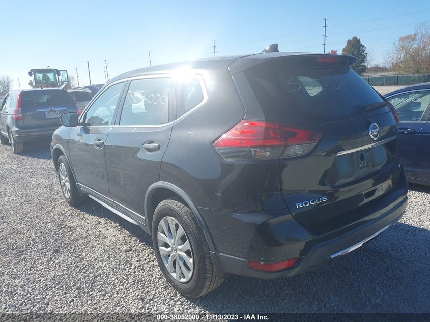 VIN KNMAT2MV5HP600562 2017 NISSAN ROGUE S/SV