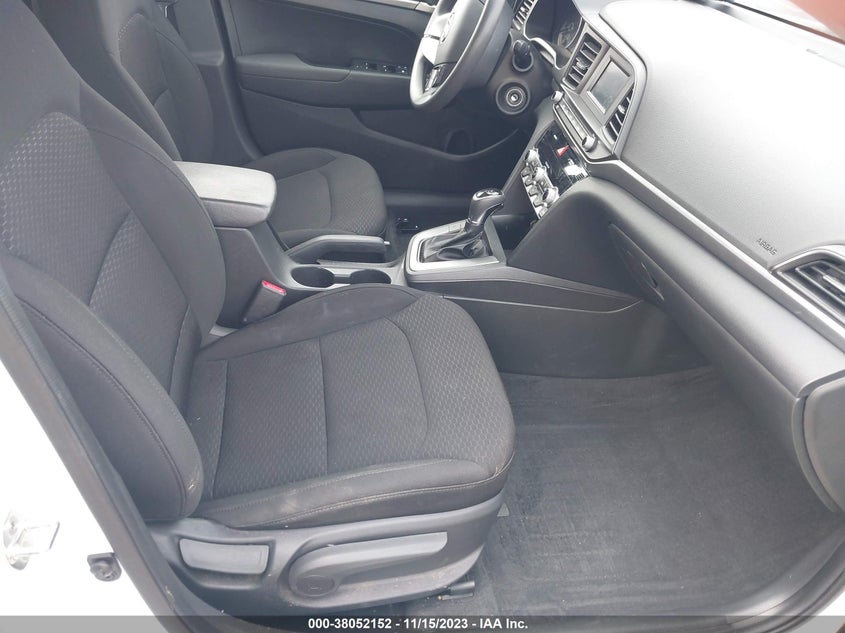 VIN 5NPD74LF4LH608633 2020 HYUNDAI ELANTRA SE