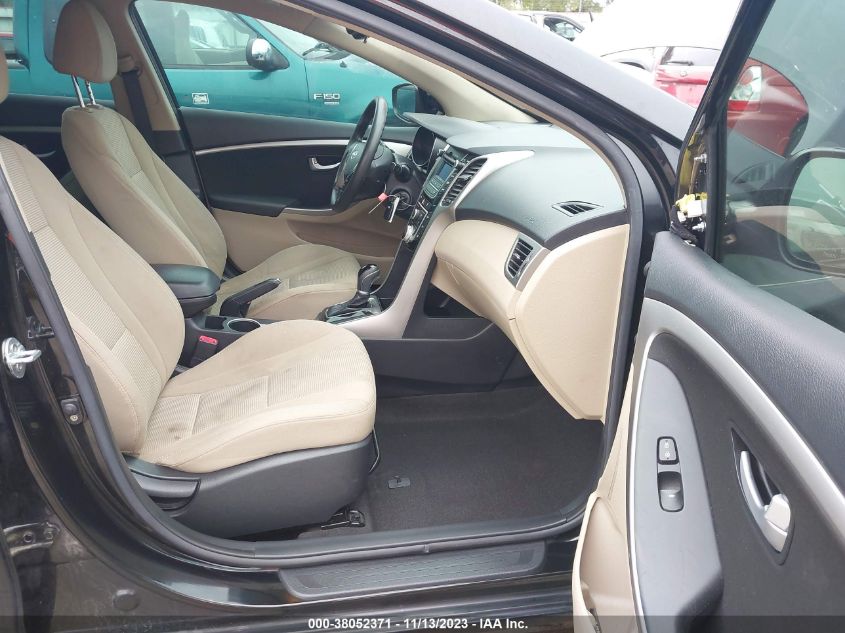 2013 HYUNDAI ELANTRA GT - KMHD35LE4DU127857