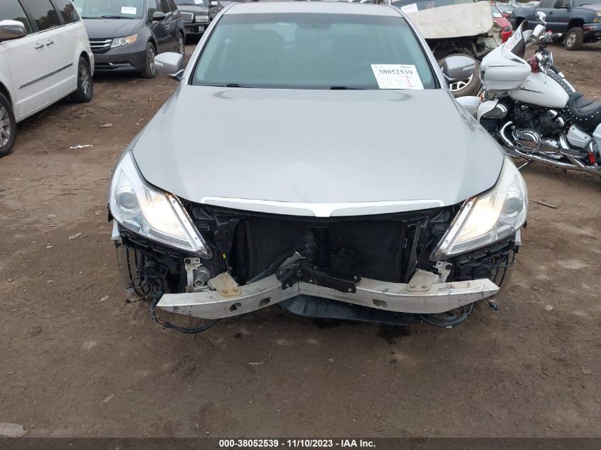 2013 HYUNDAI GENESIS 3.8 - KMHGC4DD3DU235562