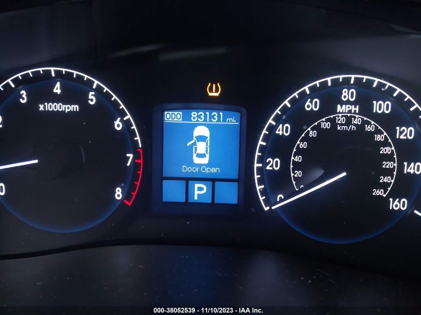 2013 HYUNDAI GENESIS 3.8 - KMHGC4DD3DU235562