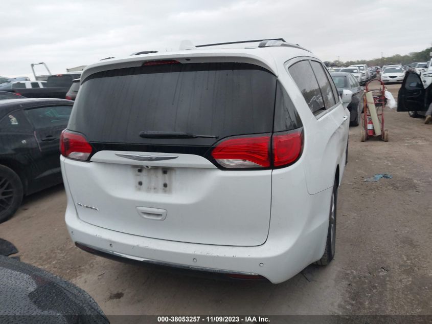 2C4RC1BG2JR127192 2018 CHRYSLER PACIFICA, photo no. 17