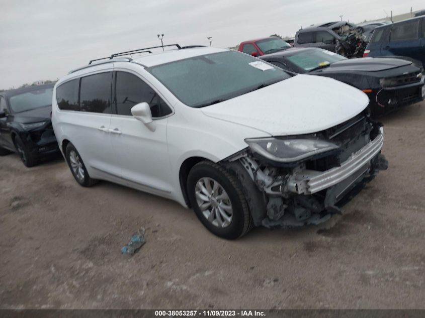 2C4RC1BG2JR127192 2018 CHRYSLER PACIFICA, photo no. 1