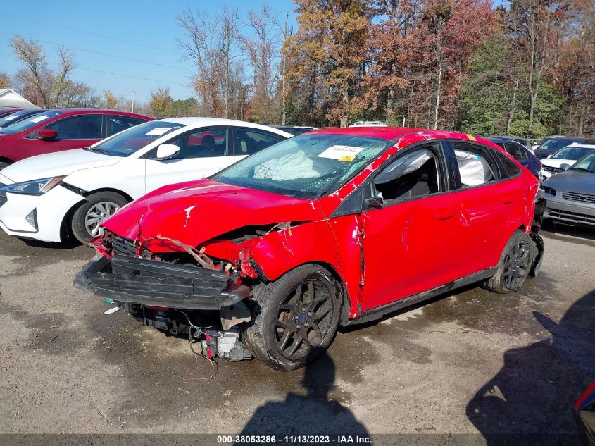 2016 FORD FOCUS SE - 1FADP3F2XGL332808