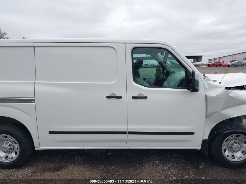 1N6AF0KY5LN800822 Nissan NV SV STANDARD ROOF V8 13