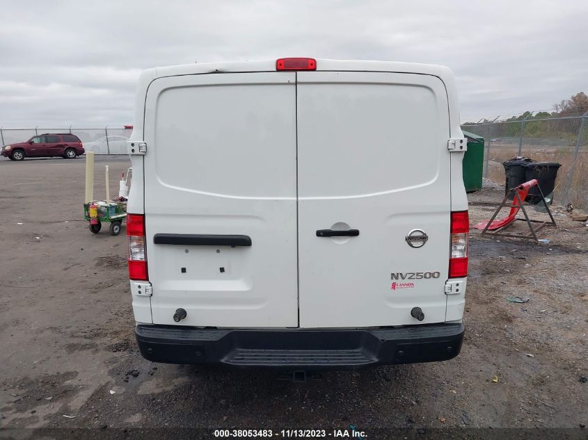 1N6AF0KY5LN800822 Nissan NV SV STANDARD ROOF V8 16