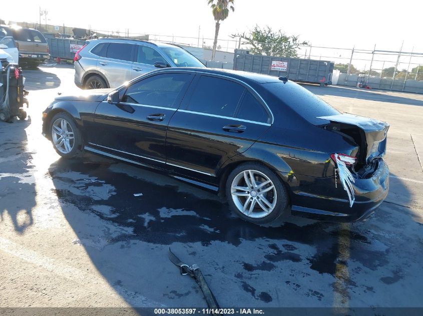 2014 MERCEDES-BENZ C 250 SPORT/LUXURY - WDDGF4HB8EG188703