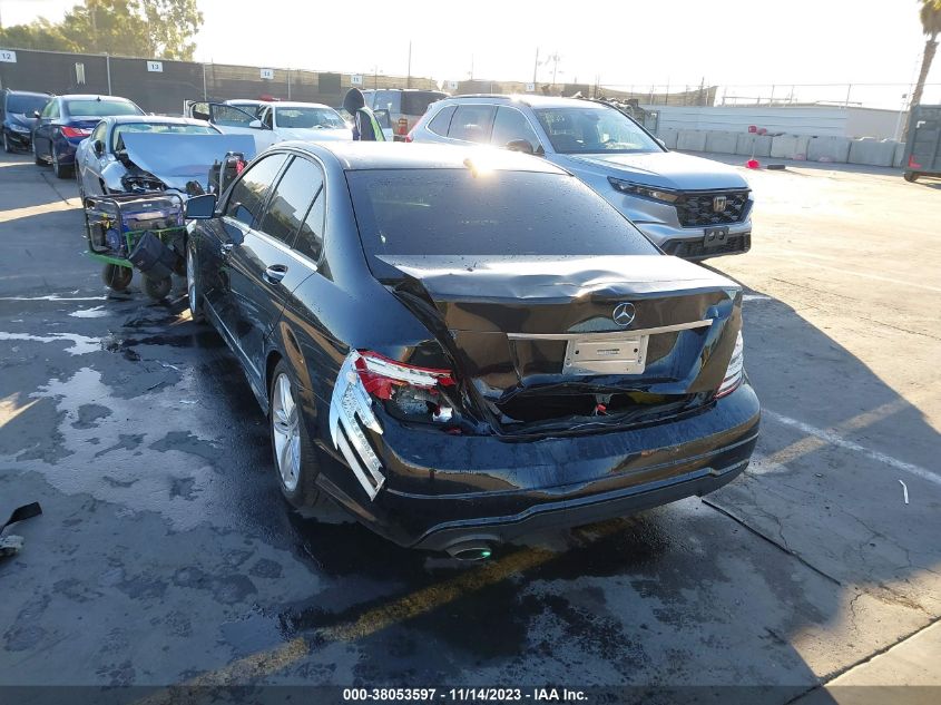 2014 MERCEDES-BENZ C 250 SPORT/LUXURY - WDDGF4HB8EG188703