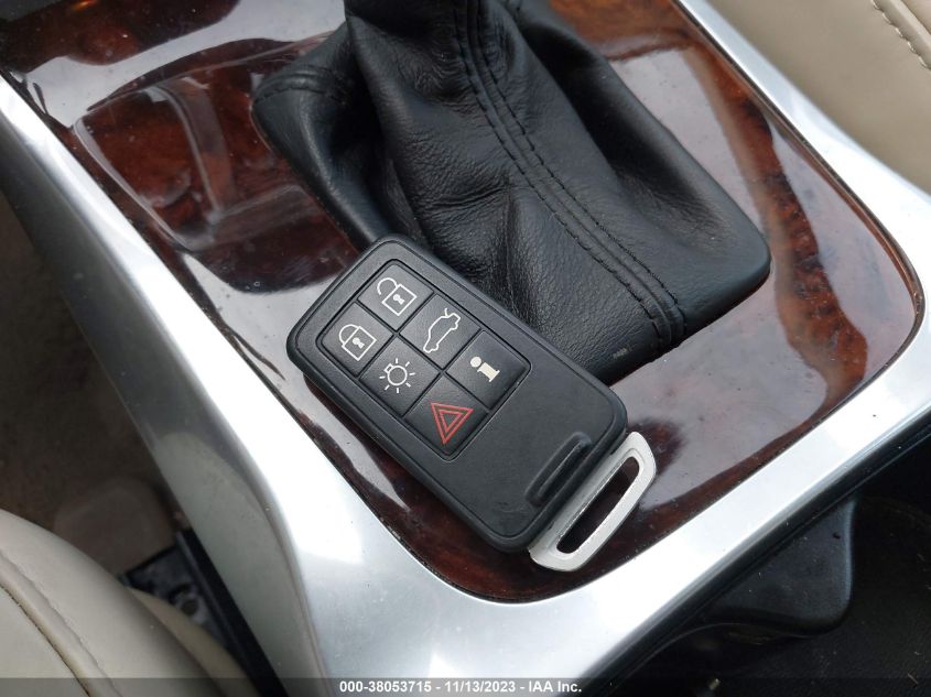 2015 VOLVO S80 T5 PREMIER PLUS YV126MAC4F1183858