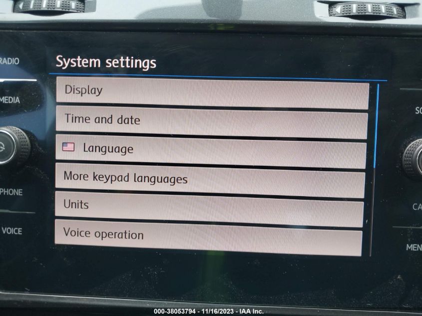 2019 VOLKSWAGEN E-GOLF SE - WVWKR7AU6KW908350