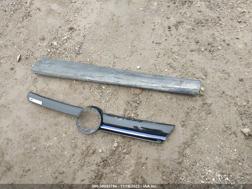 2019 VOLKSWAGEN E-GOLF SE - WVWKR7AU6KW908350