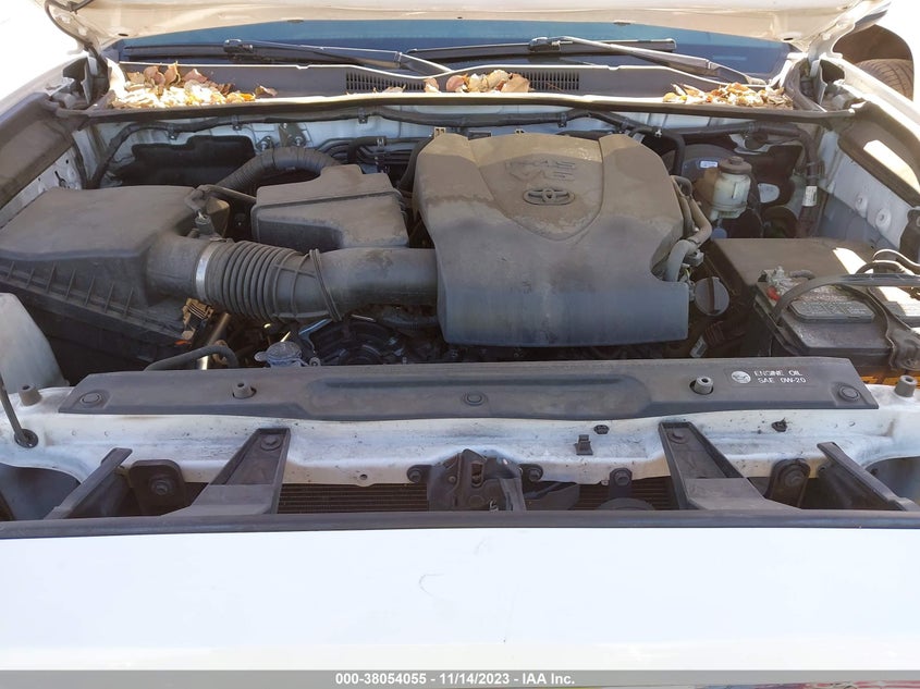 VIN 3TMAZ5CN7HM033648 2017 TOYOTA TACOMA DBL CAB/SR5/TRD SPORT/OR