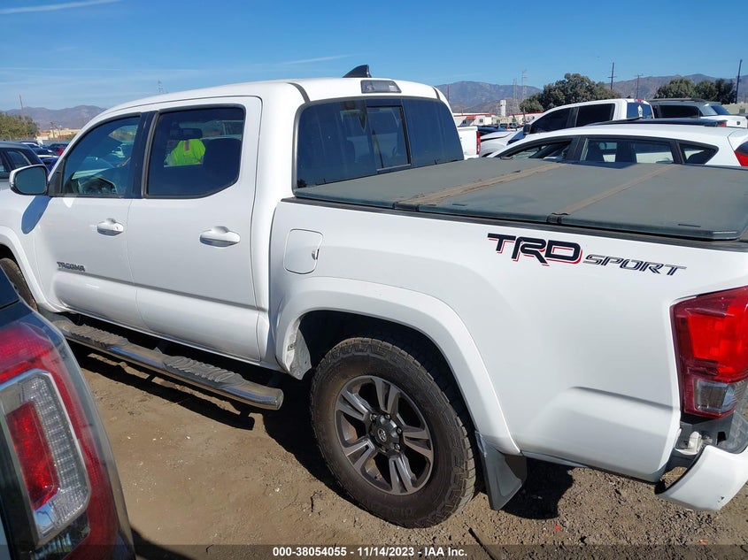 VIN 3TMAZ5CN7HM033648 2017 TOYOTA TACOMA DBL CAB/SR5/TRD SPORT/OR