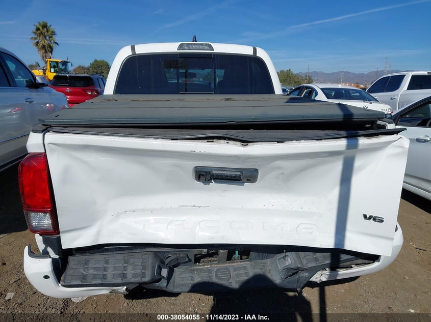 VIN 3TMAZ5CN7HM033648 2017 TOYOTA TACOMA DBL CAB/SR5/TRD SPORT/OR