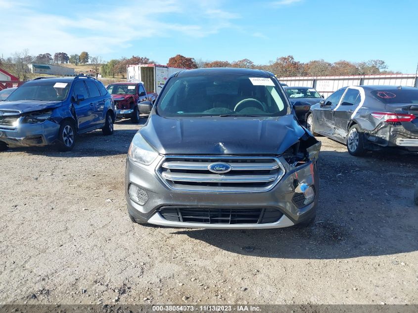 2017 FORD ESCAPE SE - 1FMCU9G93HUC97291