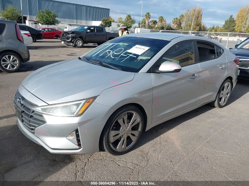 2019 HYUNDAI ELANTRA SE - 5NPD74LF4KH474219