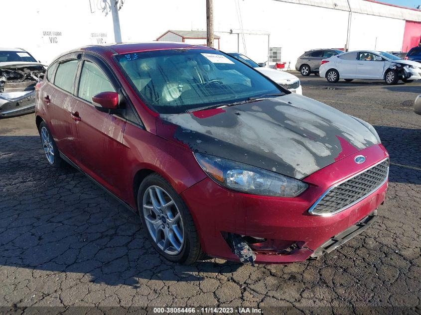 2015 FORD FOCUS SE - 1FADP3K22FL232853