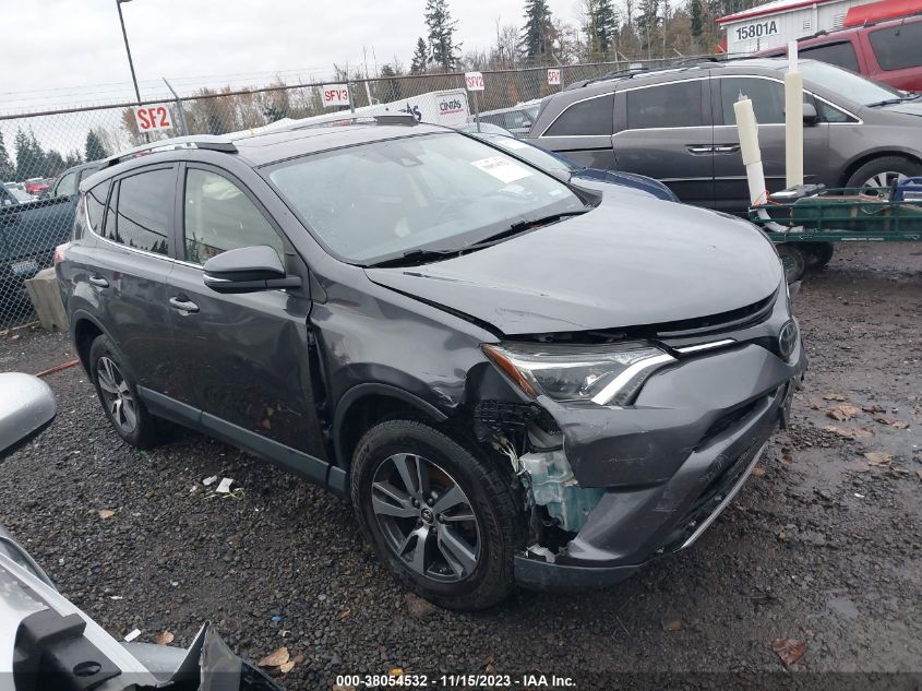 2017 TOYOTA RAV4 XLE - JTMWFREV8HJ143043