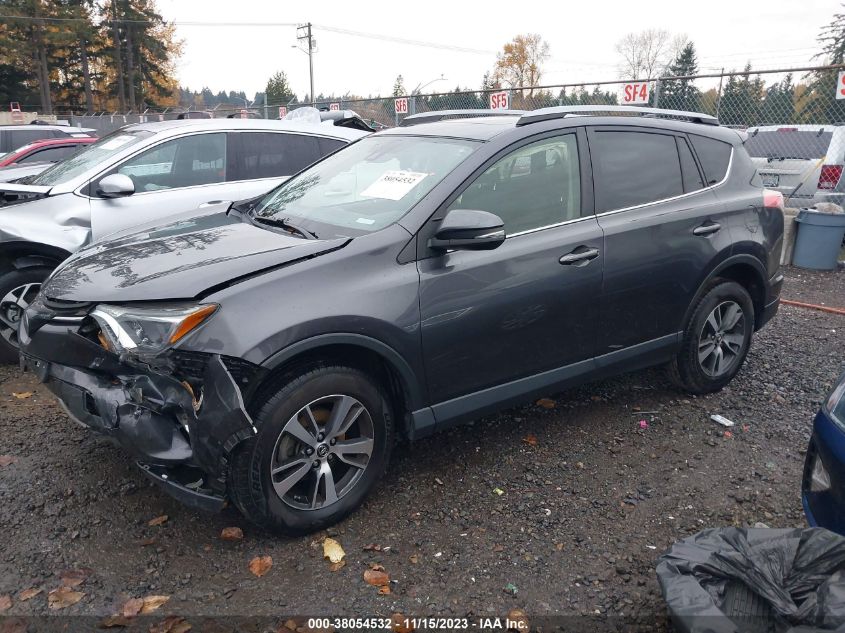 2017 TOYOTA RAV4 XLE - JTMWFREV8HJ143043